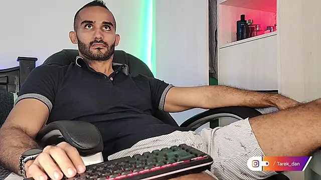 orion1993 online show from February 14, 1:08 pm