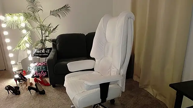 YourMarthaMayer online show from January 25, 6:46 pm