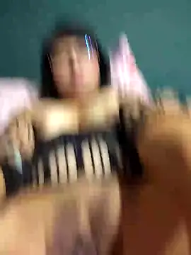 Snapshot of Giviper1 chatting on January 16, 3:56 am Giviper1 online show from January 16, 3:56 am