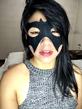 Snapshot of Giviper1 chatting on November 16, 2:28 am Giviper1 online show from November 16, 2:28 am