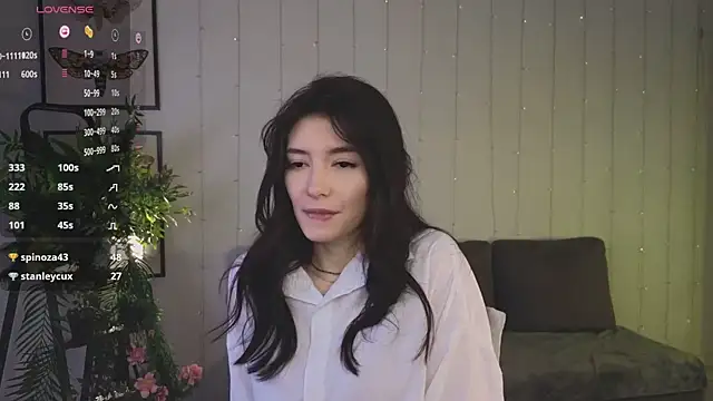 Snapshot of Julietta_Romanis chatting on February 10, 12:08 am Julietta Romanis online show from February 10, 12:08 am