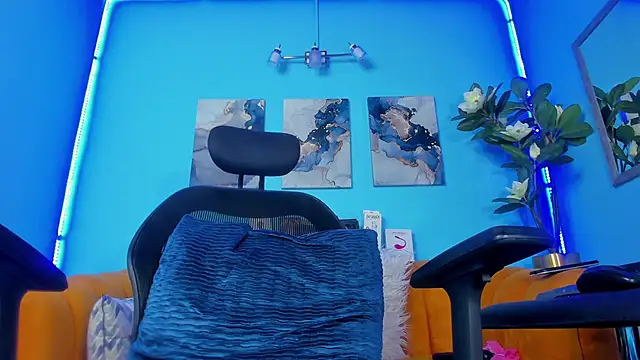 Snapshot of _hairybeard_ chatting on February 27, 12:34 pm hairybeard online show from February 27, 12:34 pm