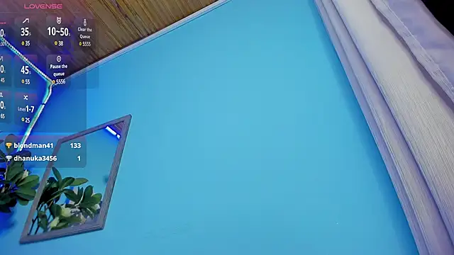 Snapshot of _hairybeard_ chatting on March 4, 1:28 pm hairybeard online show from March 4, 1:28 pm