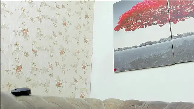 kira mz online show from February 28, 6:31 pm