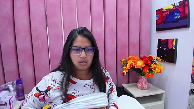 Miaa Smiith  online show from October 30, 3:30 am