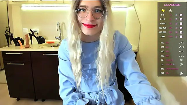 Snapshot of Jimmy_Bearn chatting on February 13, 11:58 pm Jimmy Bearn online show from February 13, 11:58 pm