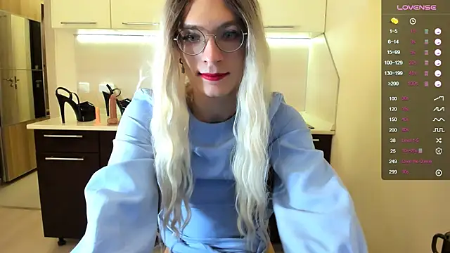 Snapshot of Jimmy_Bearn chatting on February 19, 10:34 am Jimmy Bearn online show from February 19, 10:34 am