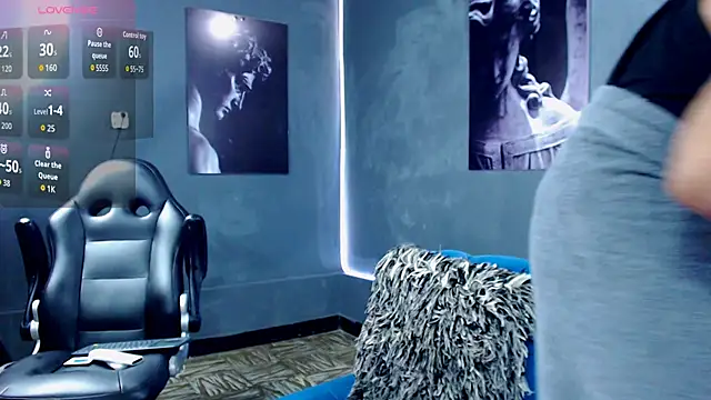 Snapshot of bradley_smith chatting on October 17, 6:27 am bradley smith online show from October 17, 6:27 am