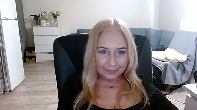 sofia xkiss online show from January 19, 7:57 am