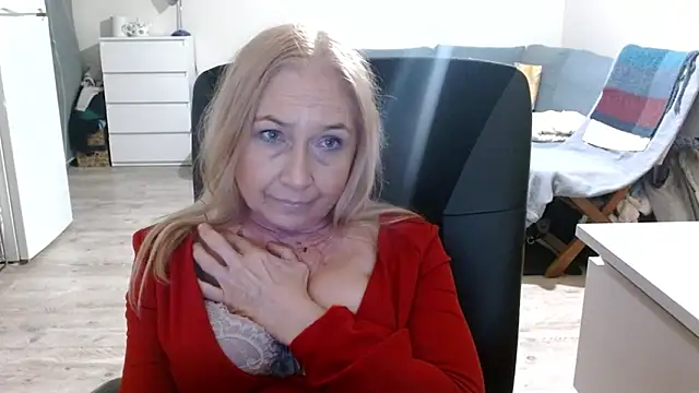 sofia xkiss online show from March 7, 5:49 pm