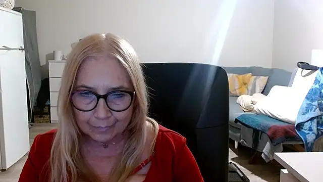 sofia xkiss online show from March 18, 5:42 pm