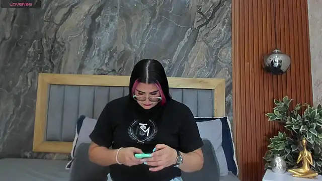 BellaPeers  online show from February 13, 11:28 am