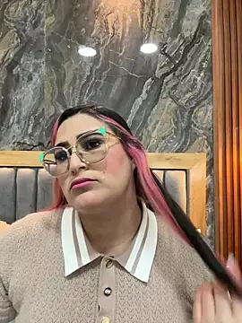 BellaPeers  online show from February 20, 11:20 am