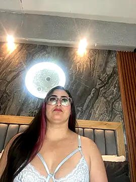 BellaPeers  online show from September 25, 12:09 pm