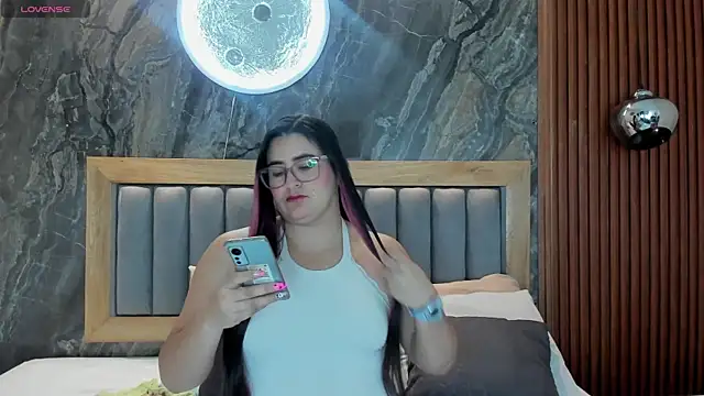 BellaPeers  online show from October 25, 12:23 pm