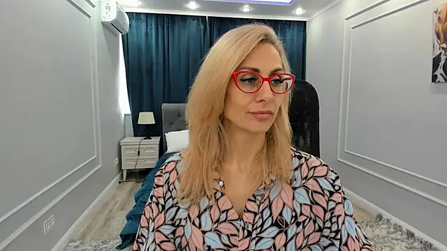 MuseOfStage online show from March 10, 11:32 am