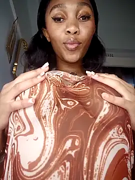 Snapshot of Shria107 chatting on November 28, 12:19 pm Shria107 online show from November 28, 12:19 pm