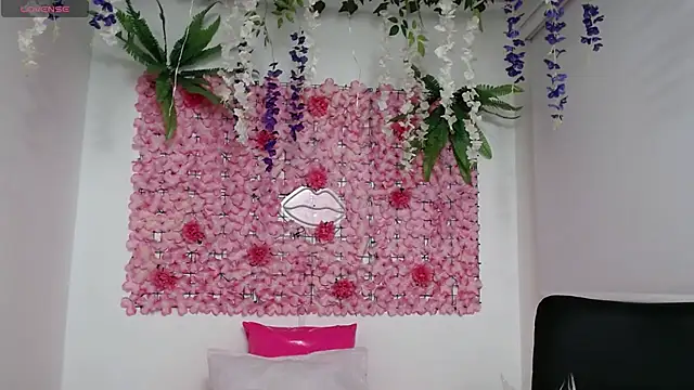 BLONDE SEXYHOT online show from February 3, 11:05 pm