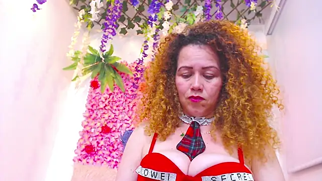 BLONDE SEXYHOT online show from December 4, 12:31 am