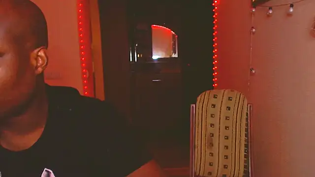 miss merciless  online show from December 10, 7:32 pm