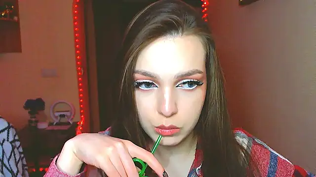 miss merciless  online show from March 15, 6:10 pm