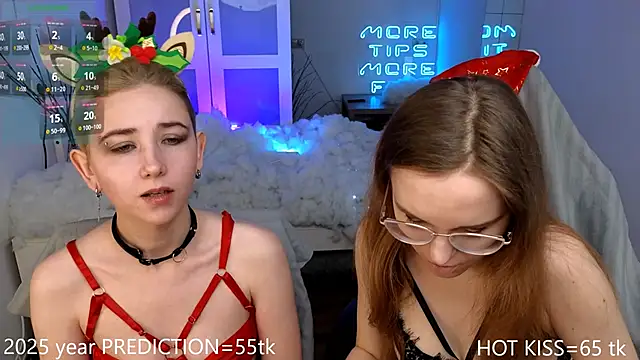 Snapshot of velvetvalkyries chatting on December 31, 3:20 pm velvetvalkyries online show from December 31, 3:20 pm