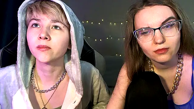 Snapshot of velvetvalkyries chatting on March 18, 2:59 pm velvetvalkyries online show from March 18, 2:59 pm