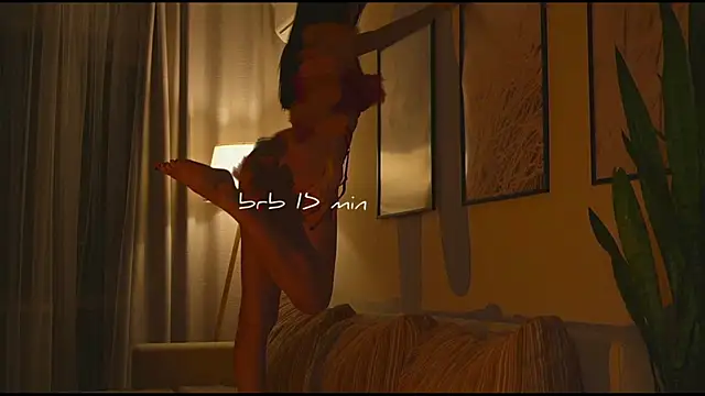 wowmolly online show from November 28, 12:52 pm