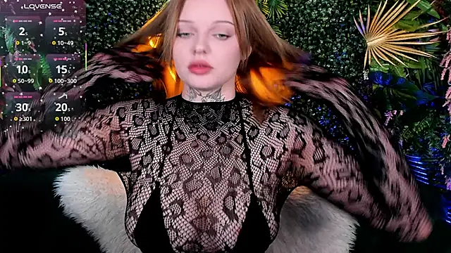 Snapshot of SherriMartinez chatting on November 28, 6:54 pm SherriMartinez online show from November 28, 6:54 pm