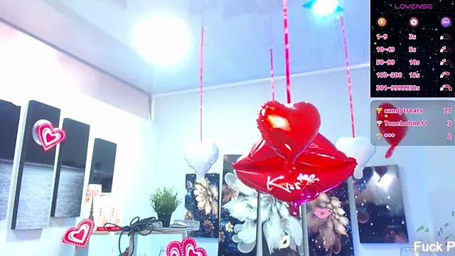 Keilathompson online show from February 15, 1:38 pm