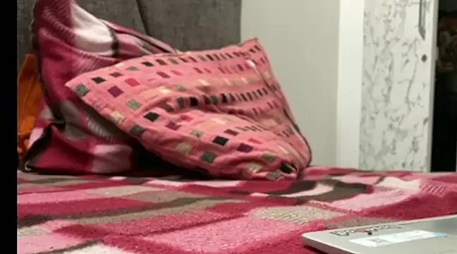 Snapshot of topgundev chatting on January 7, 1:35 pm topgundev online show from January 7, 1:35 pm