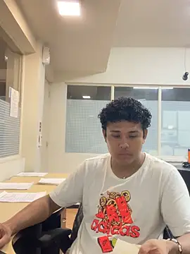 Snapshot of Brencuz chatting on October 4, 4:05 pm Brencuz online show from October 4, 4:05 pm