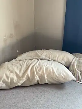 Snapshot of Brencuz chatting on October 19, 3:56 pm Brencuz online show from October 19, 3:56 pm