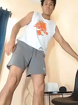 Snapshot of Brencuz chatting on November 13, 9:03 pm Brencuz online show from November 13, 9:03 pm