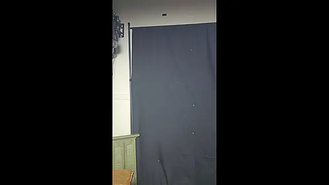 Snapshot of Layla-Lana chatting on January 5, 11:59 am Layla-Lana online show from January 5, 11:59 am