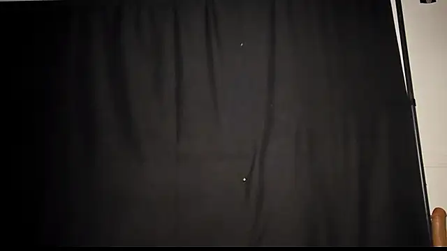 Snapshot of Layla-Lana chatting on March 4, 6:47 am Layla-Lana online show from March 4, 6:47 am