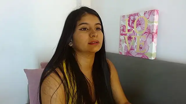 anahi  s online show from March 5, 9:04 pm