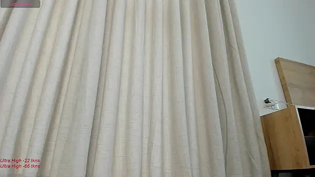 Snapshot of yumisunn chatting on January 18, 3:20 am yumisunn online show from January 18, 3:20 am