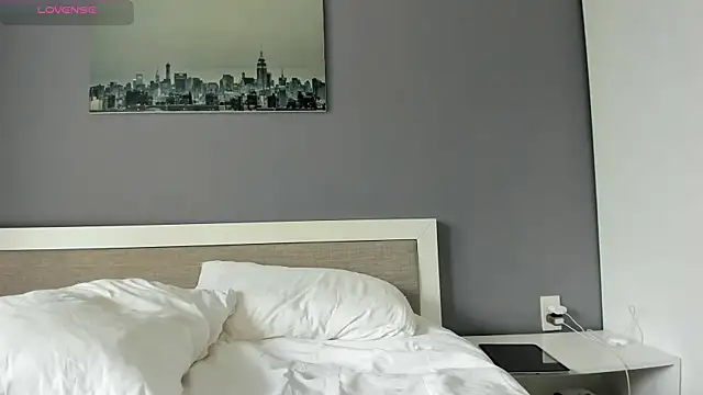 Snapshot of yumisunn chatting on October 29, 4:37 am yumisunn online show from October 29, 4:37 am