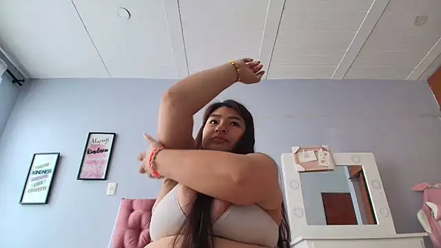  69HONRY online show from December 11, 1:06 pm