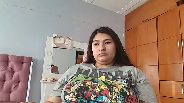  69HONRY online show from December 19, 1:29 pm