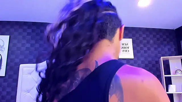 rave connor online show from December 17, 7:04 pm