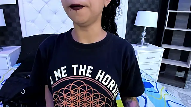 rave connor online show from September 23, 6:44 pm