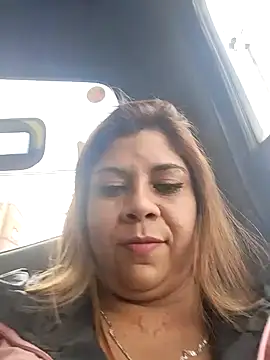 Laura-Hernandez online show from January 10, 10:46 pm