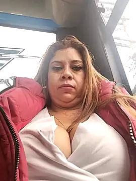 Laura-Hernandez online show from February 18, 10:47 pm