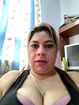 Laura-Hernandez online show from September 17, 2:41 pm