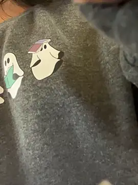 Snapshot of aly_golden_ chatting on March 19, 9:28 am aly golden online show from March 19, 9:28 am