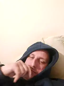 Snapshot of HE-M123 chatting on December 14, 8:08 pm HE-M123 online show from December 14, 8:08 pm