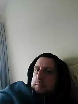 Snapshot of HE-M123 chatting on December 20, 1:11 pm HE-M123 online show from December 20, 1:11 pm