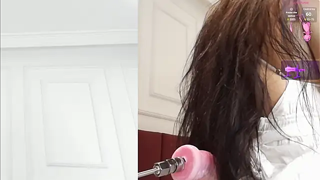 Snapshot of Luna_monroe_ chatting on February 20, 1:51 pm Luna monroe online show from February 20, 1:51 pm